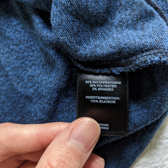 Lightweight sweater, soft with silky sleeve colorblock Sz XS - Picture 3 of 5